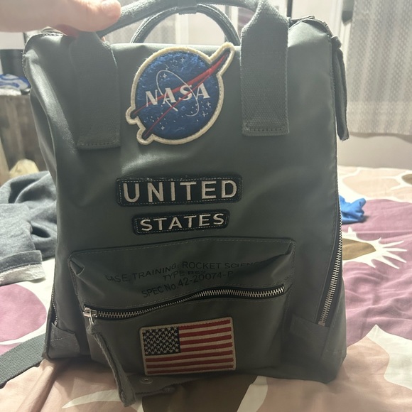 Backpack - Picture 2 of 3